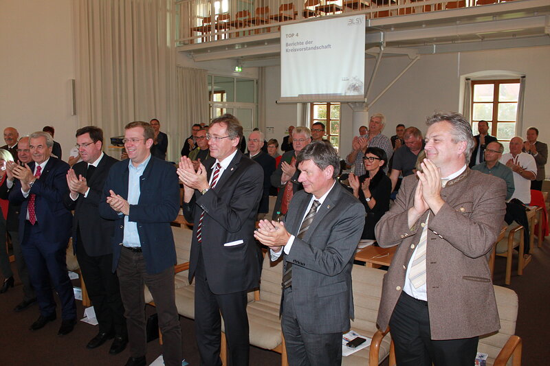 Standing Ovation für Fritz Goschenhofer; Foto: Gloria Brems