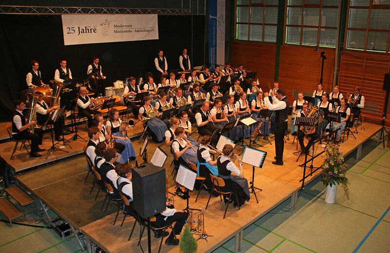 Der Musikverein Möckenlohe-Adelschlag in Aktion