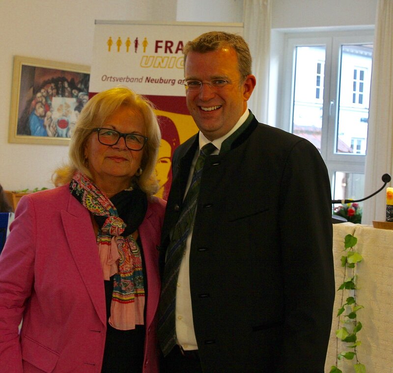 FU-Vorsitzende Roswitha Haß und MdB Dr. Reinhard Brandl