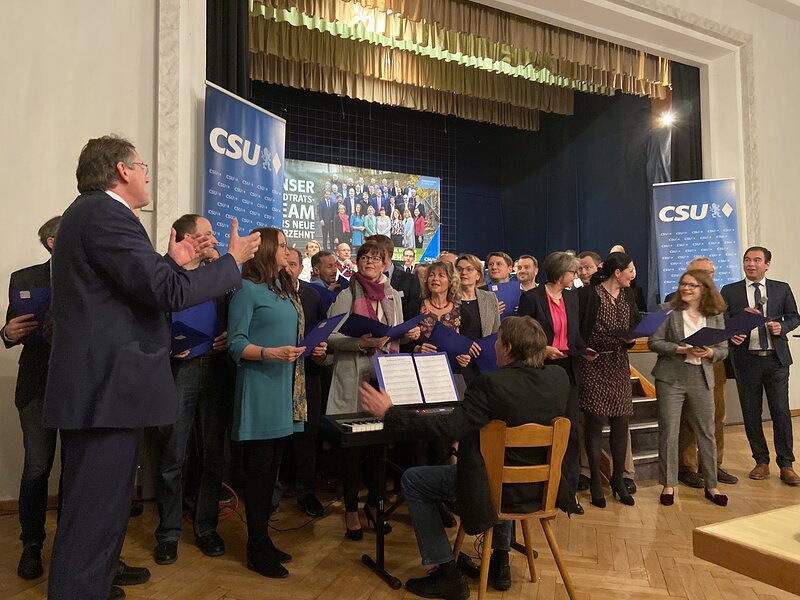 Der Kandidatenchor der CSU Neuburg