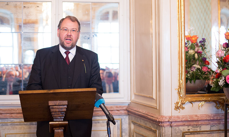 Vorsitzender Christian Gärtner bei seiner Begrüßung; pde-Foto: Anita Hirschbeck