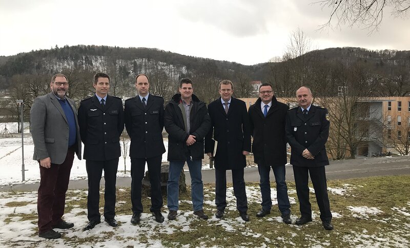 Dr. Reinhard Brandl mit den Vertretern der Bundespolizei in Eichstätt; Foto: Wolfgang Stolz
