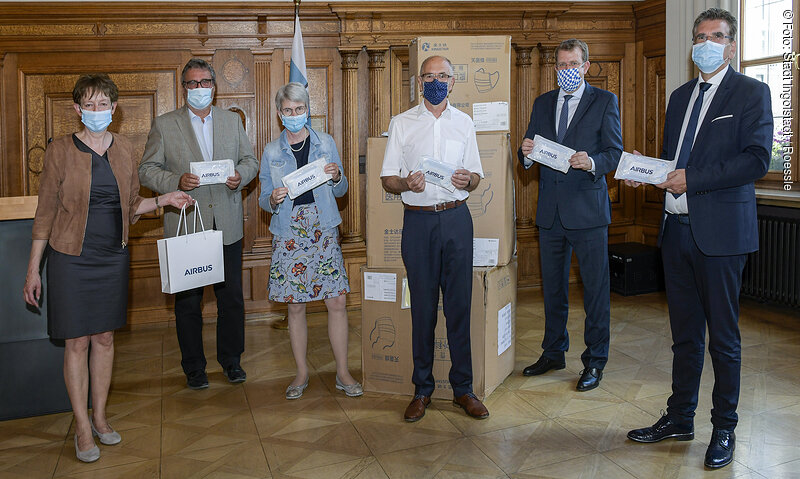 von links: Birgit Graumann, Personalleiterin Airbus am Standort Manching Wolfgang Scheuer, Sozialreferent Dr. Dorothea Deneke-Stoll, 2. Bürgermeisterin Walter Hahn, Lebenshilfe Ingolstadt Dr. Reinhard Brandl, Mitglied des Bundestages Jürgen Simon Müller, 