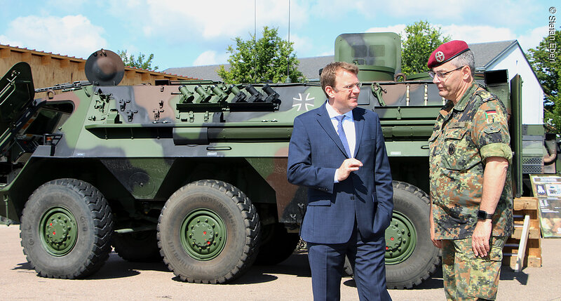 Dr. Reinhard Brandl MdB und Generalleutnant Alfons Mais; Foto: Stefan Eberl