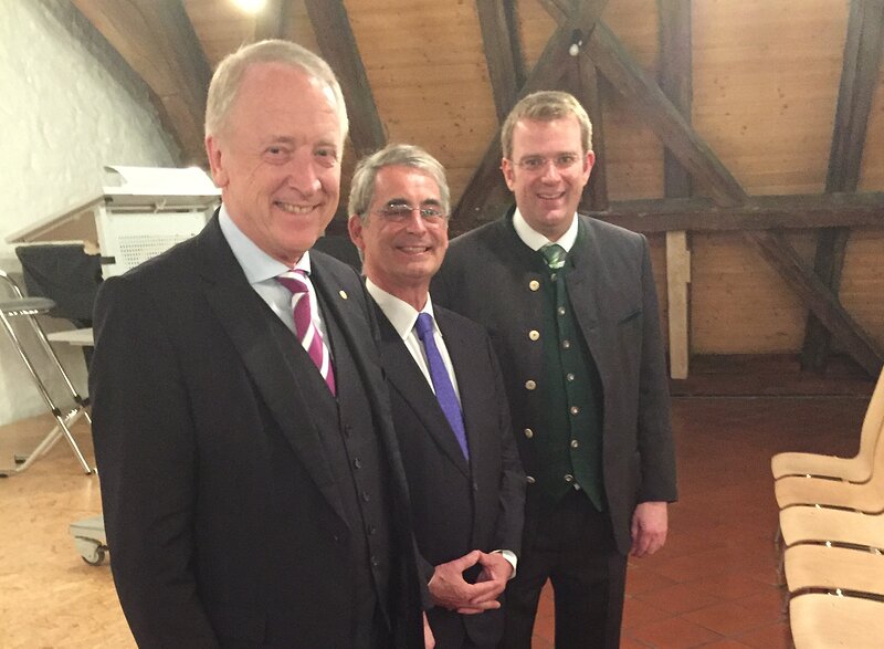 Dieter Seehofer, Eduard Kastner und Reinhard Brandl in der Kurfürstlichen Reitschule Ingolstadt