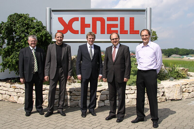 Bürgermeister Alfred Lengler, Klaus Schnell, MdB Dr. Reinhard Brandl, Staatssekretär Christian Schmidt und Achim Schnell