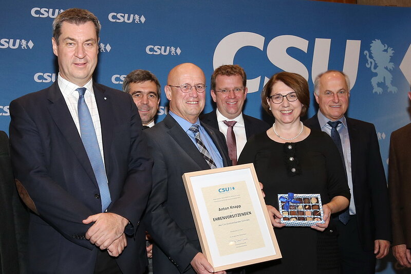 Landrat Anton Knapp wurde zum Ehrenvorsitzenden des CSU-Kreisverbandes Eichstätt ernannt; Foto: Kowalski
