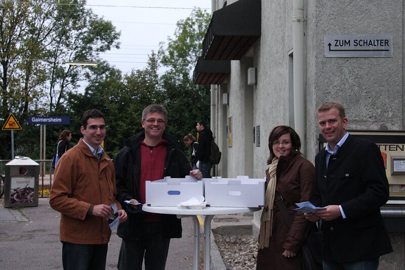 DieFrühaufsteher: Alexander Heimisch, Christoph Würflein, Maria Ledl und Reinhard Brandl.