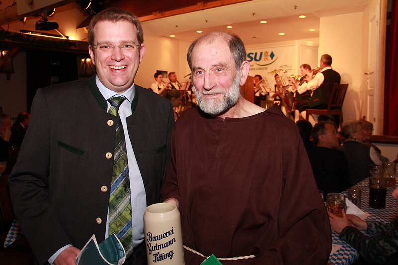 Reinhard Brandl mit Martin Dick alias Bruder Barnabas, Fotograf: Roland Hansch