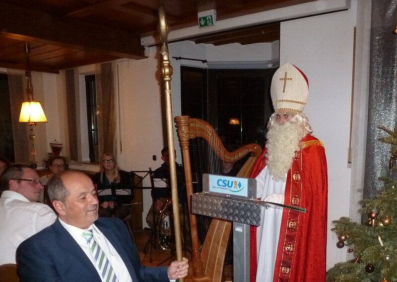 Der Besuch des Hl. Nikolaus bei der CSU Großmehring