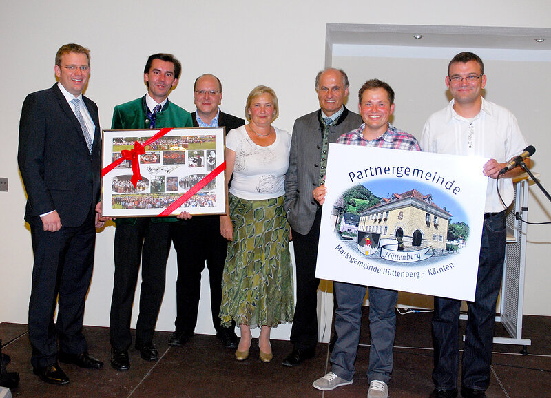 Reinhard Brandl, Josef Ofner (Bürgermeister Hüttenberg), Stefan Seidel, Hannelore Eichenseher, Reinhard Eichiner, Ludwig Maier und Hans Kuffer