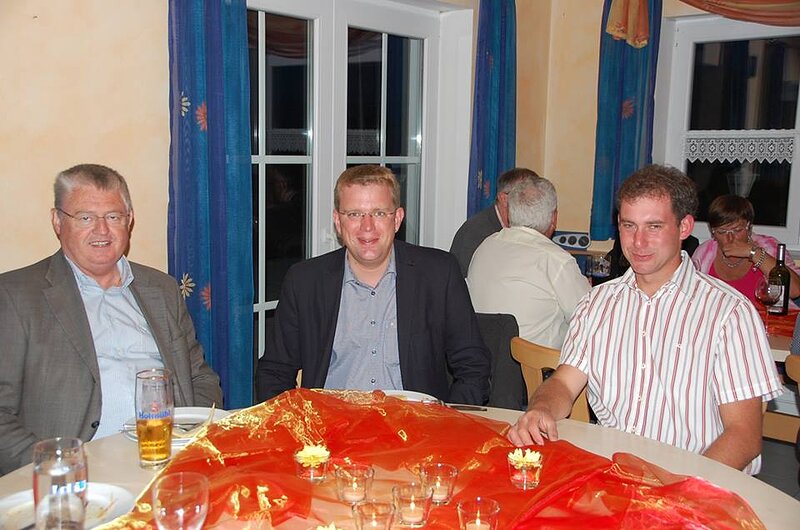 Alfred Lengler, Dr. Reinhard Brandl und Robert Knöferl in Karlshuld