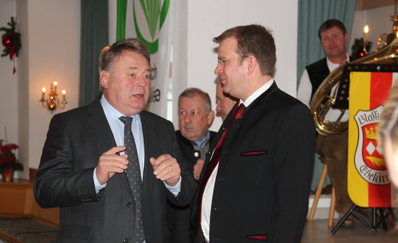 Dr. Reinhard Brandl, MdB im Gespräch mit Staatsminister Helmut Brunner; Foto: Erika Meyer