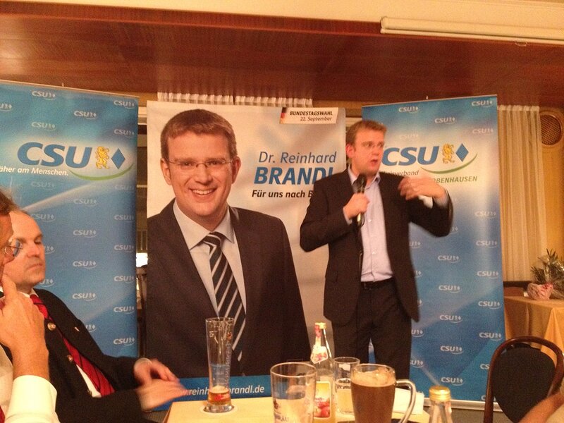 Reinhard Brandl im Cafe Huber in Neuburg