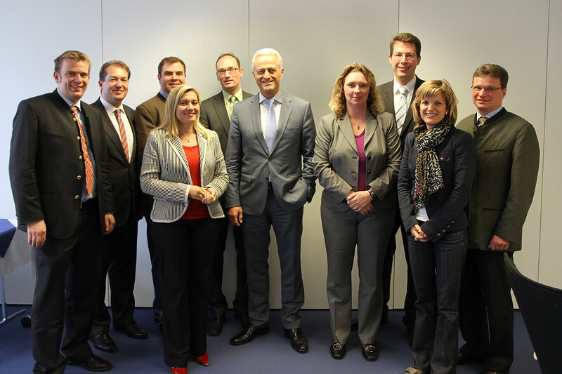 Junge Abgeordnete im Gespräch mit Bundesverkehrsminister Dr. Peter Ramsauer