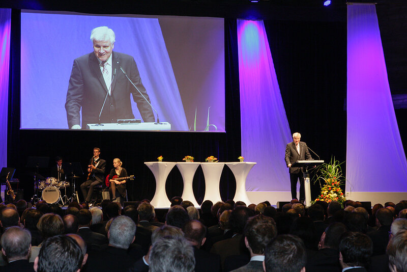 Ministerpräsident Horst Seehofer bei seiner Rede im Festsaal