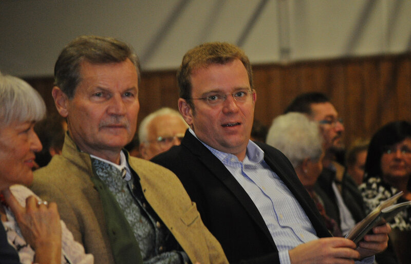 Bürgermeister Albert Wittmann und MdB Dr. Reinhard Brandl in Etting; Foto: Gerhard Strobel