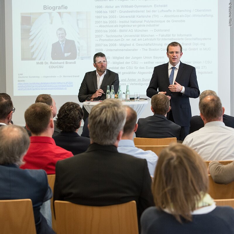 Podiumsdiskussion mit  Dr. Reinhard Brandl Bei MBDA Schrobenhausen am 05. Mai 2017
