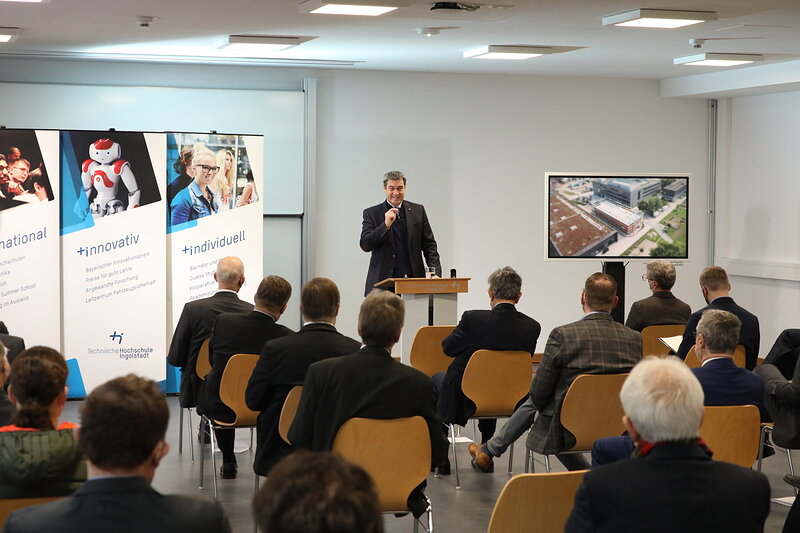 Ministerpräsident Dr. Markus Söder lobte: "Ingolstadt ist ein entscheidendes Kraftzentrum beim nächsten technologischen Sprung Bayerns."