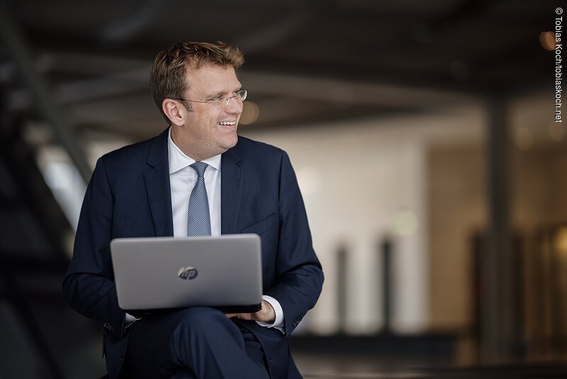 Reinhard Brandl am 24.06.21 in Berlin im Deutschen Bundestag. / Foto: Tobias Koch (www.tobiaskoch.net)