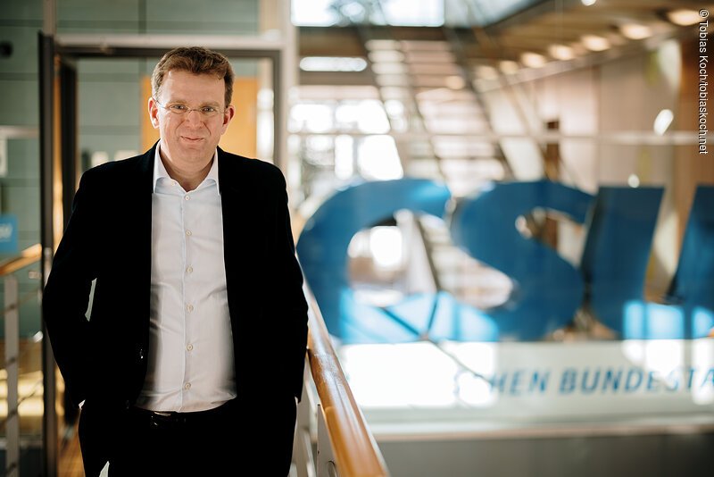 Reinhard Brandl am 05.03.21 in Berlin im Deutschen Bundestag. / Foto: Tobias Koch (www.tobiaskoch.net)